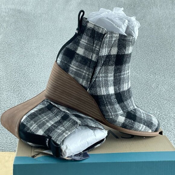 TOMS Women's Clare Wedge Boot, Black/Grey Plaid, 8 NWB S161 - Picture 1 of 8